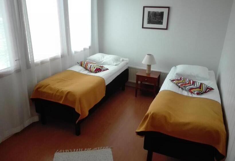 فندق Li Pogostan Hovi