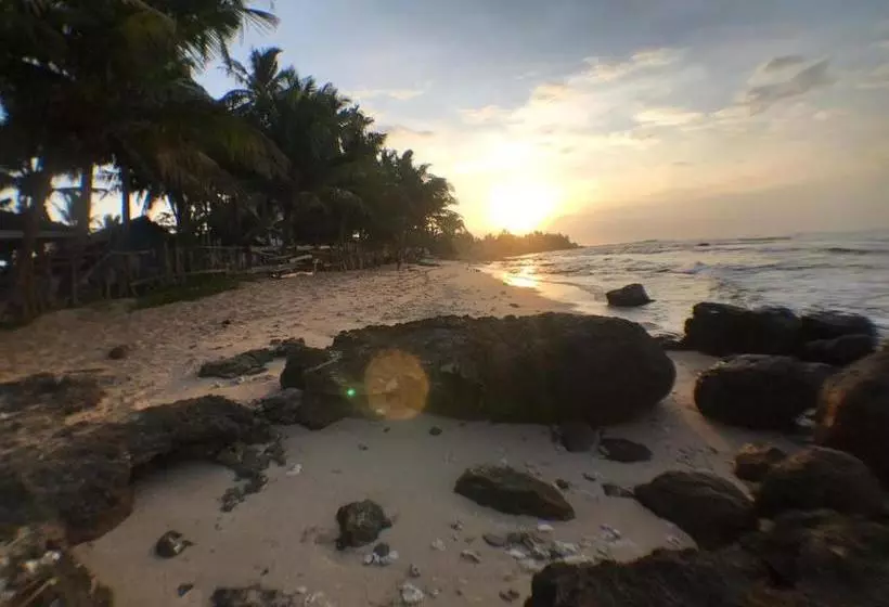 ホテル Ram S Surfing Beach,midigama