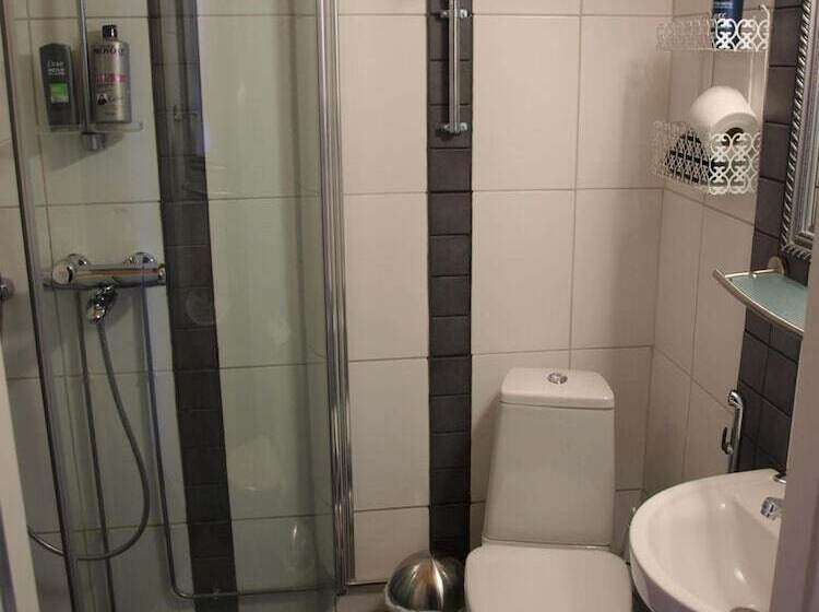 فندق Li Suonenjoki