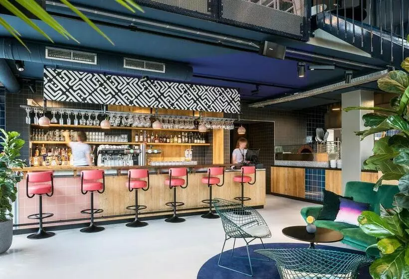 هتل The Social Hub Eindhoven
