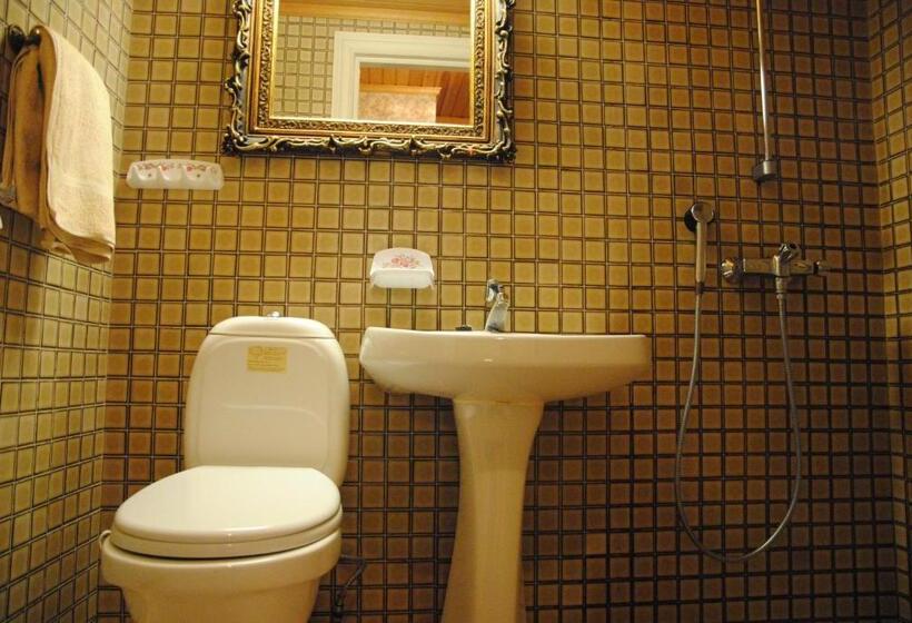 هتل Villa Antonius