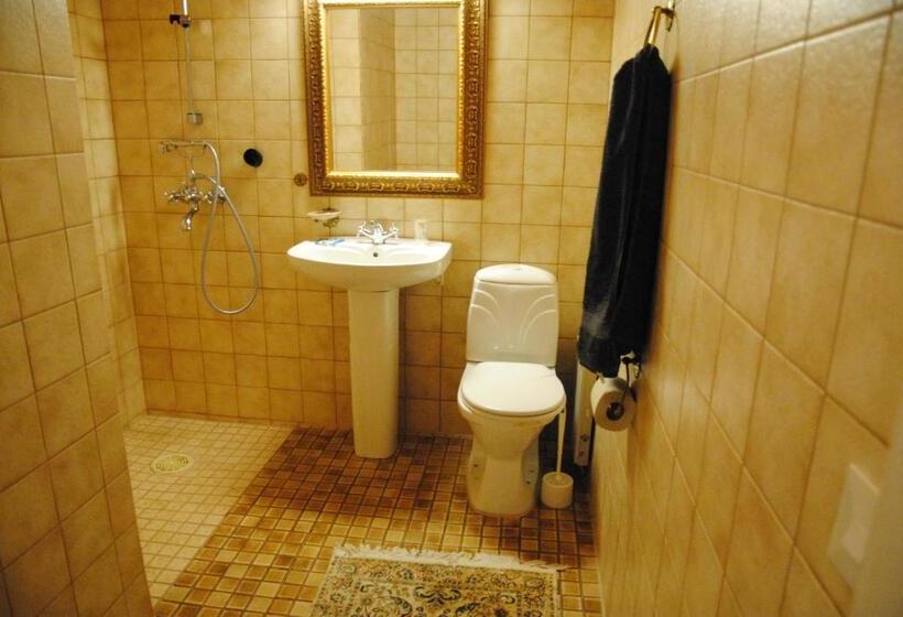 هتل Villa Antonius