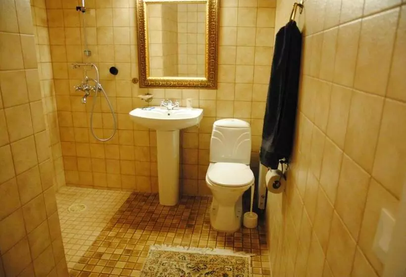 هتل Villa Antonius