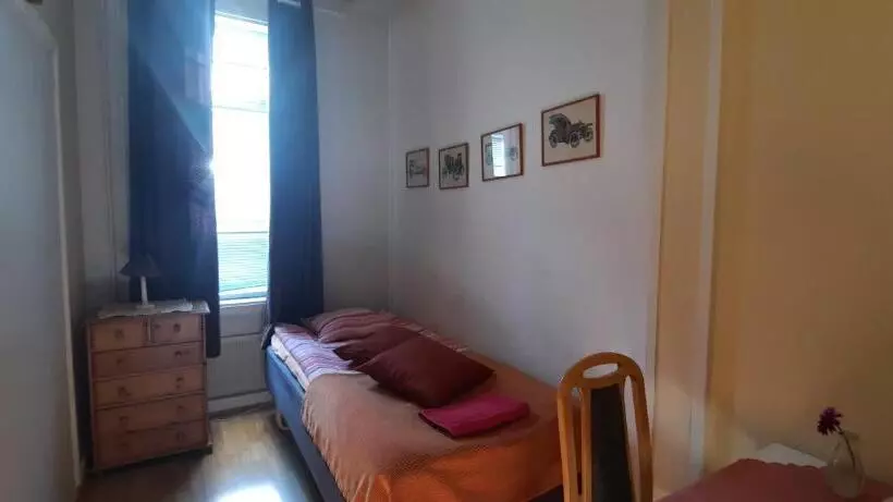 Li Ja Hostelli Marja