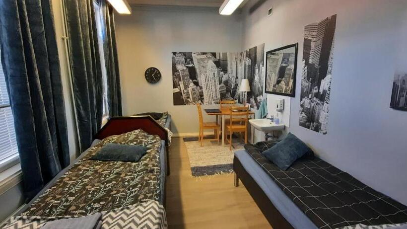 Li Ja Hostelli Marja