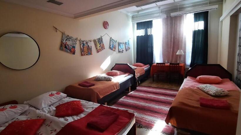 Li Ja Hostelli Marja