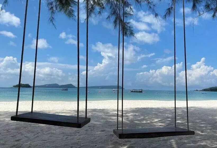 Long Set Resort