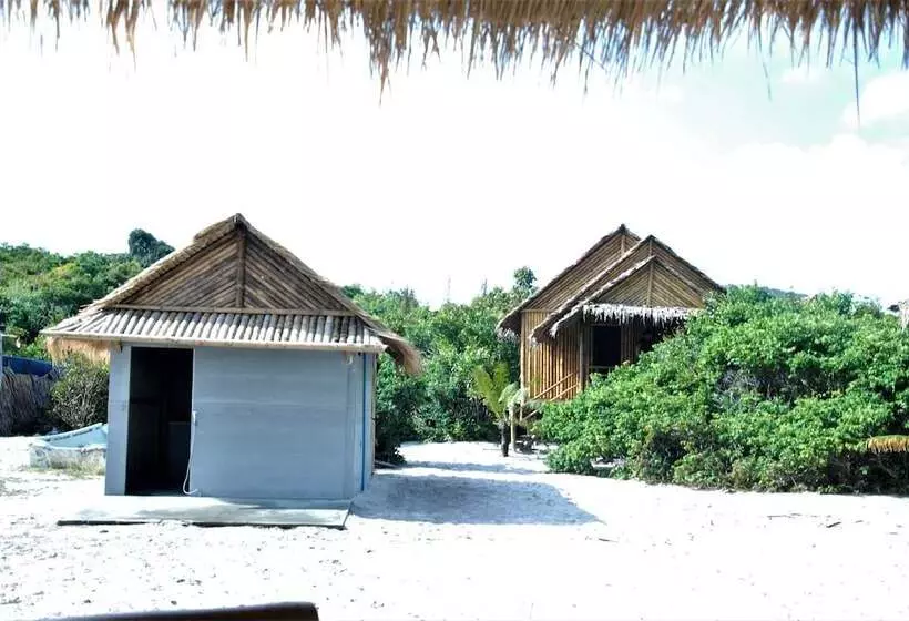 استراحتگاه Tree Bar Hostel