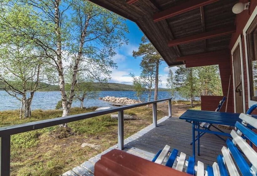 リゾートホテル Ukonjärven Holiday Village