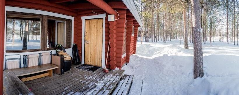 リゾートホテル Ukonjärven Holiday Village