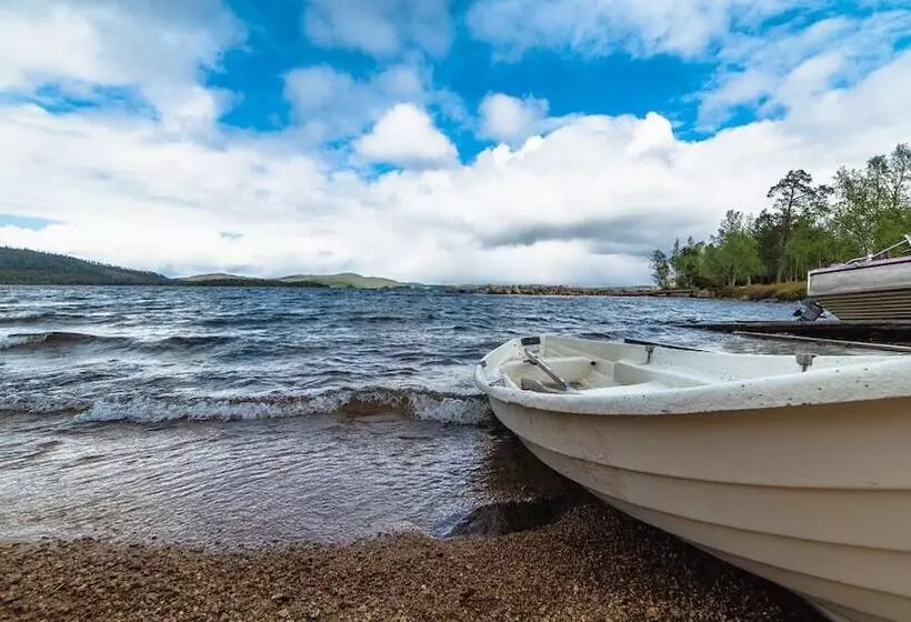 Lomakeskus Ukonjärven Holiday Village