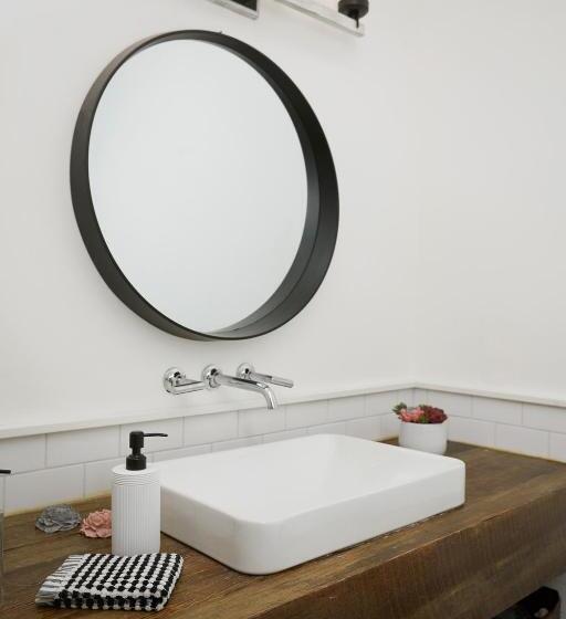 L Auberge De France Inn