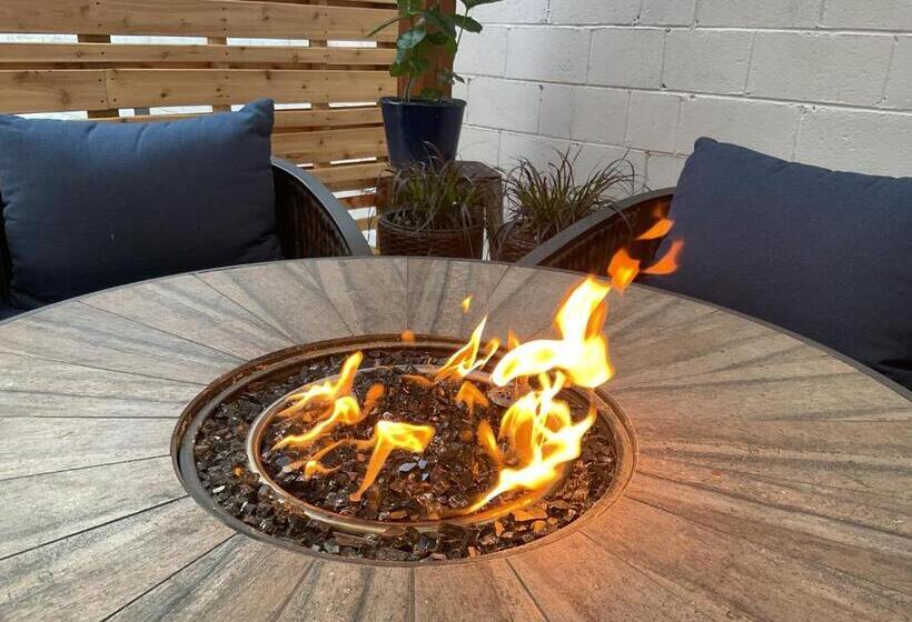 L Auberge De France Inn