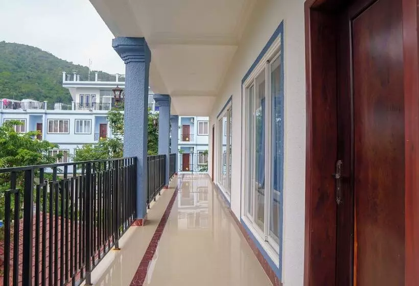 Majatalo New Dragon Inn Guest House