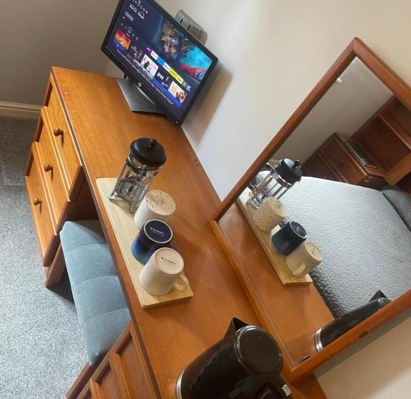 Пансион Village Quarter