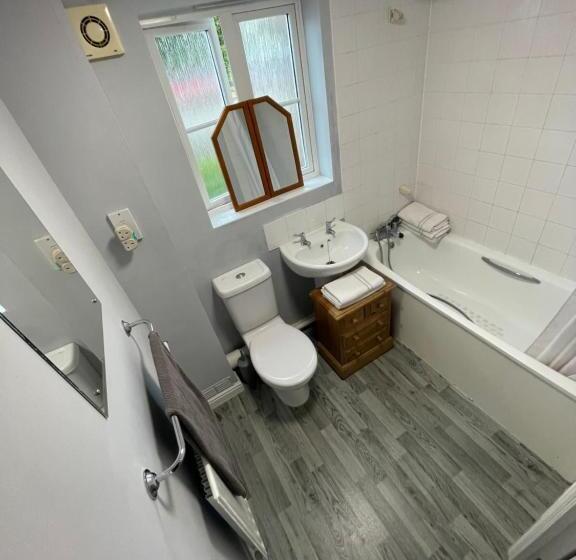 Пансион Village Quarter