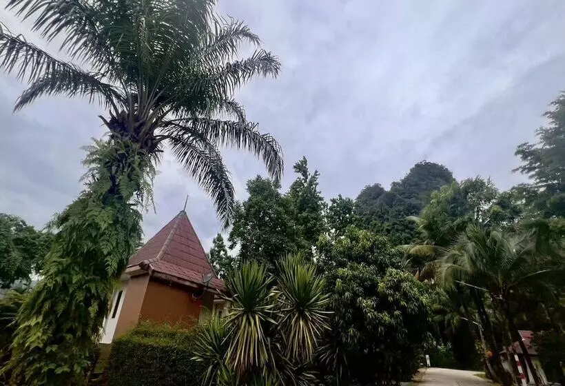 Hotelli Oyo 75517 Mananchaya Resort