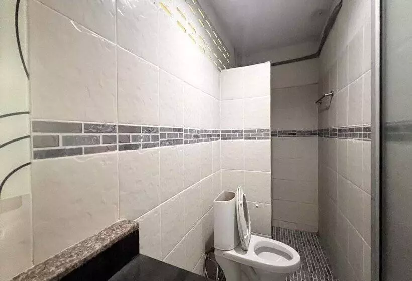 Hotelli Oyo 75517 Mananchaya Resort