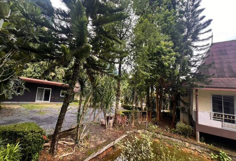 בית מלון כפרי Oyo 75517 Mananchaya Resort