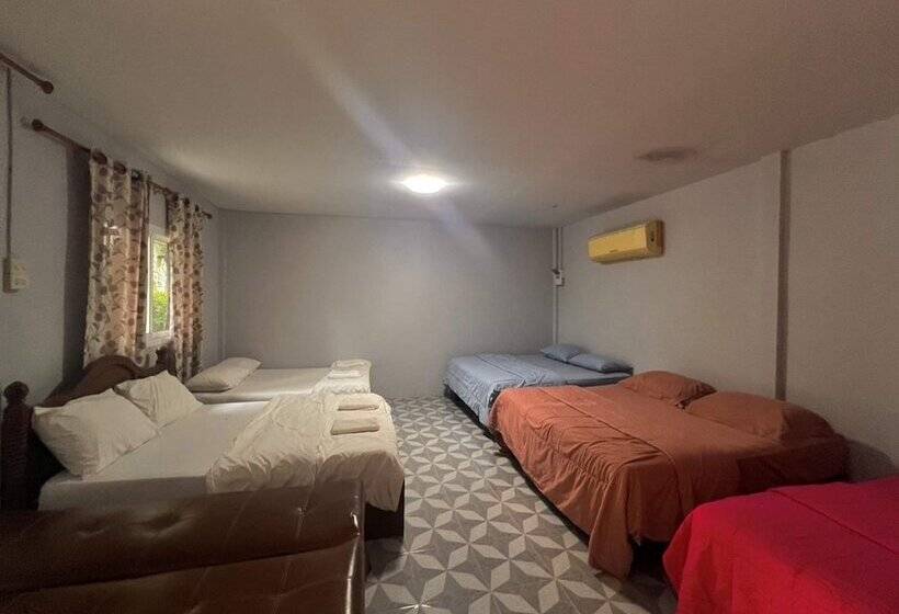 בית מלון כפרי Oyo 75517 Mananchaya Resort