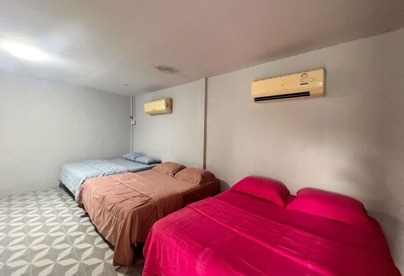 בית מלון כפרי Oyo 75517 Mananchaya Resort