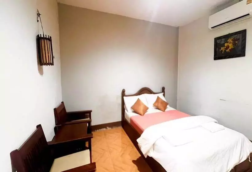 Hotelli Oyo 75517 Mananchaya Resort