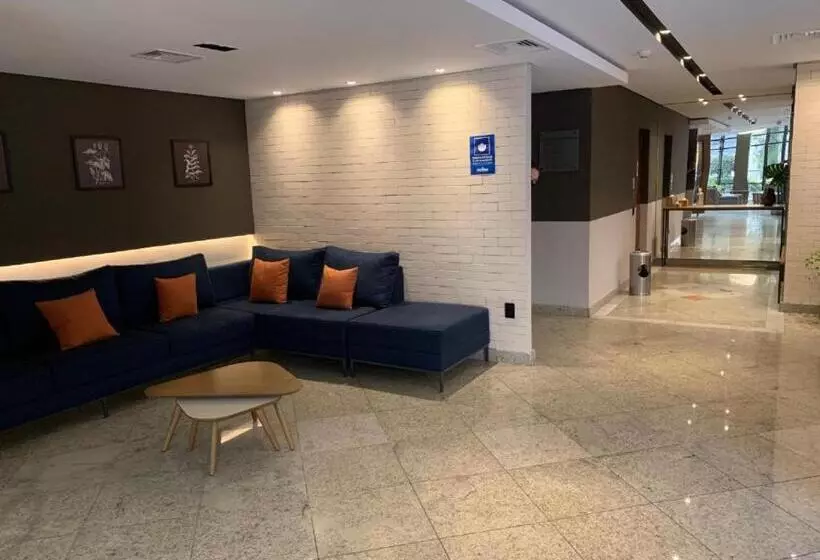 Hotelli Flat Cosmopolitan Praia Com Estacionamento Grátis   Gonzaga   Andar Alto