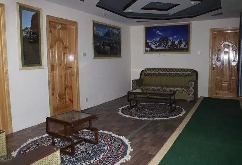 هتل Adventure Serai Skardu