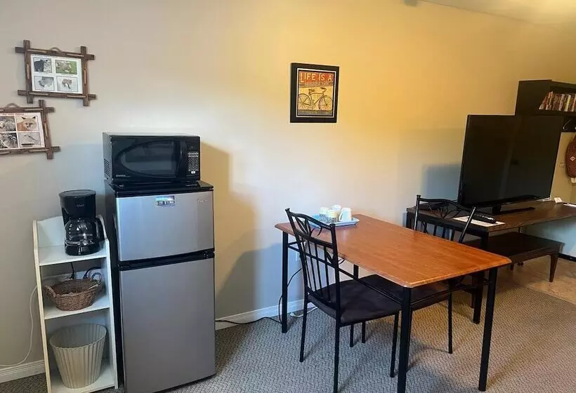 Wawa Northern Lights Motel And Chalets