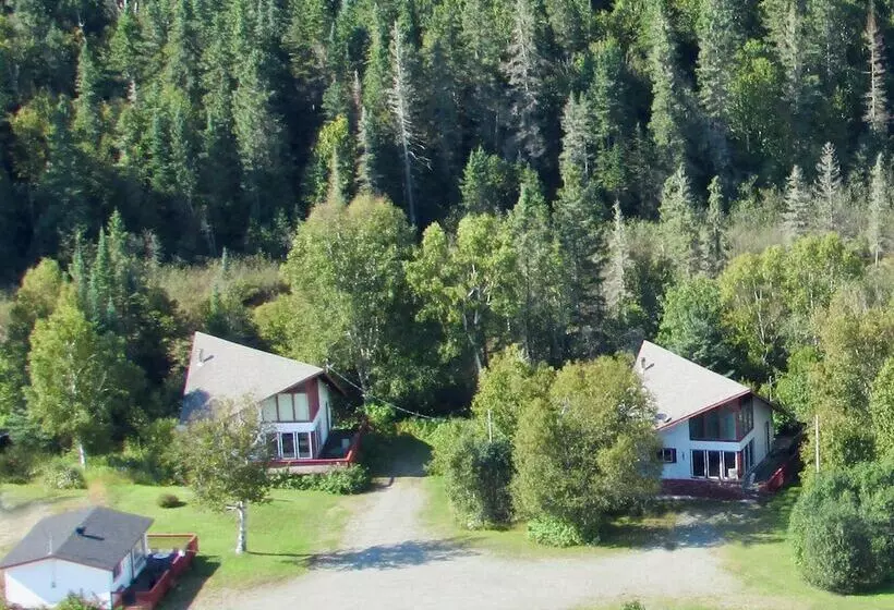 Wawa Northern Lights Motel And Chalets