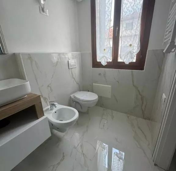 تختخواب و صبحانه Room Marian