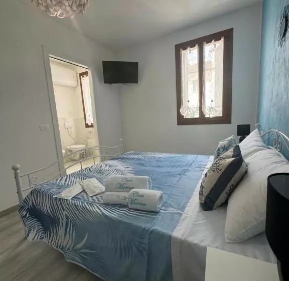 تختخواب و صبحانه Room Marian
