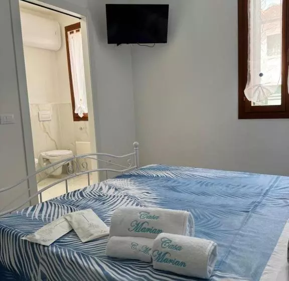 تختخواب و صبحانه Room Marian