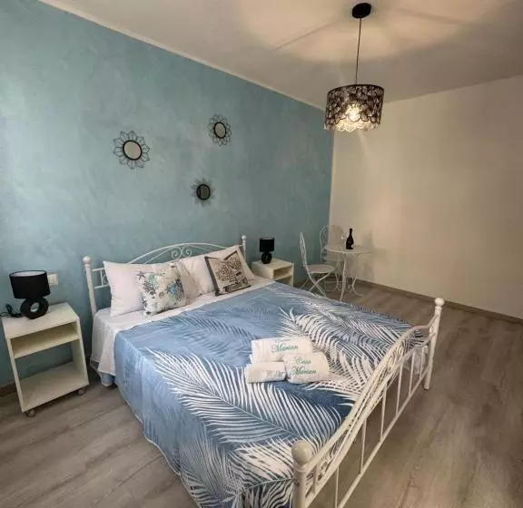 تختخواب و صبحانه Room Marian