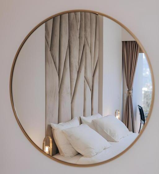 تختخواب و صبحانه Villa Principium With Infinity Edge Pool&hot Tub