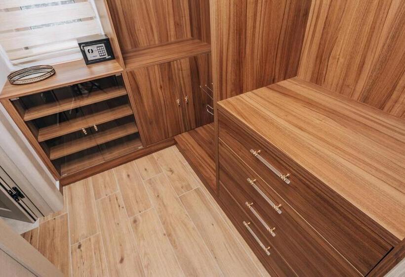 تختخواب و صبحانه Villa Principium With Infinity Edge Pool&hot Tub