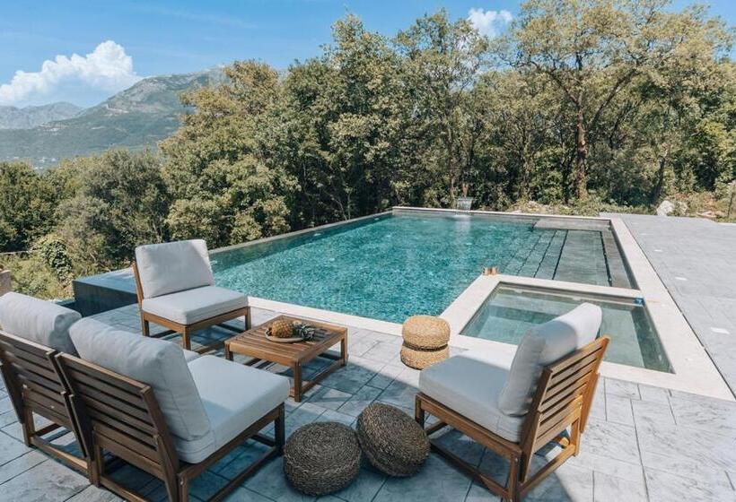 تختخواب و صبحانه Villa Principium With Infinity Edge Pool&hot Tub