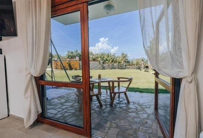 تختخواب و صبحانه Villa Principium With Infinity Edge Pool&hot Tub