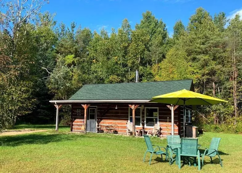 Nottawasaga Hideaway Bed And Breakfast