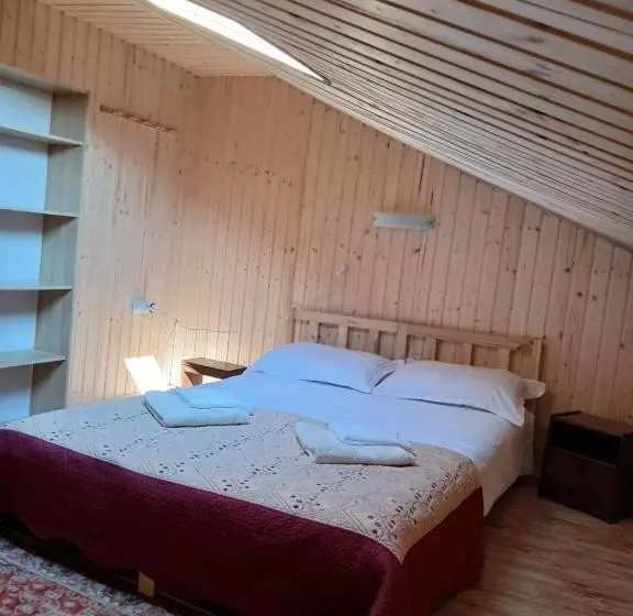 Majatalo Colina Farm