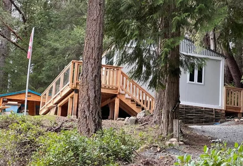 Majatalo Thetis Island Get Away Cottage