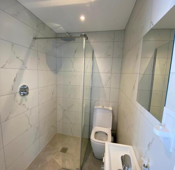 Hostel The Prince Albert, Whitton