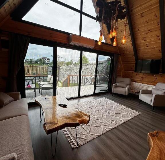 مبيت وإفطار Peleri Suit Bungalow