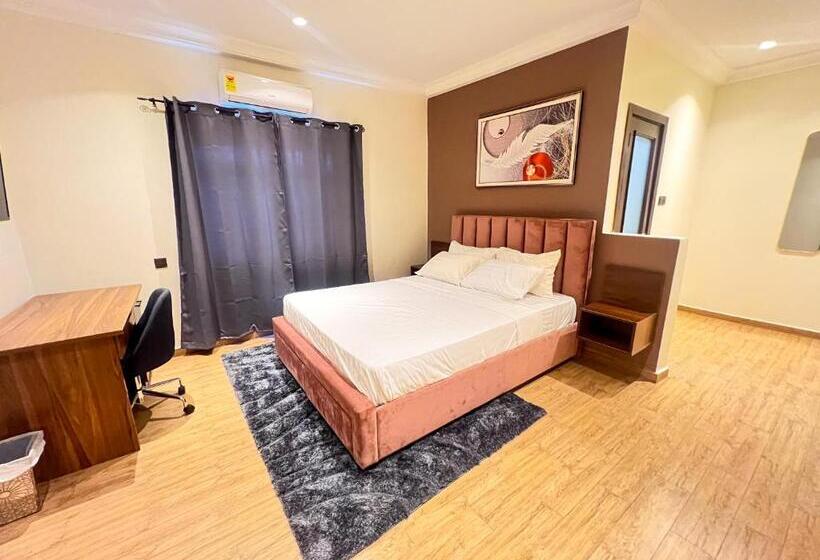 בית מלון כפרי Nouveau Accra