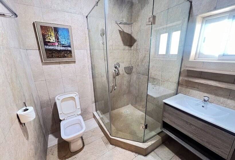 בית מלון כפרי Nouveau Accra