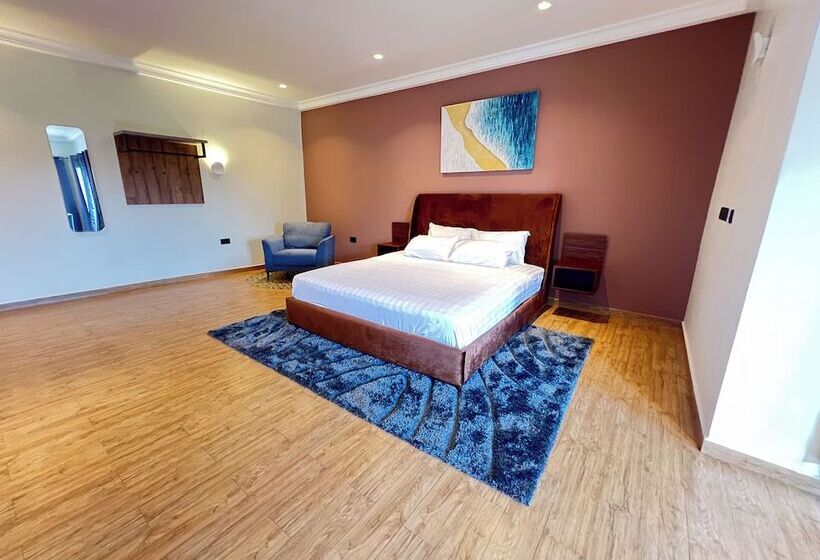 בית מלון כפרי Nouveau Accra