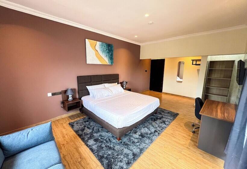 בית מלון כפרי Nouveau Accra