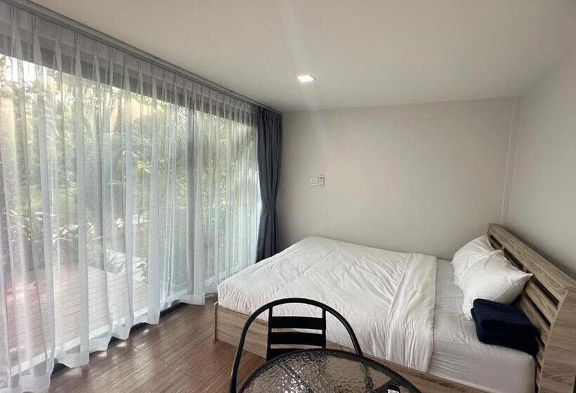 هتل Bannrai Tayai Cafe And Resort