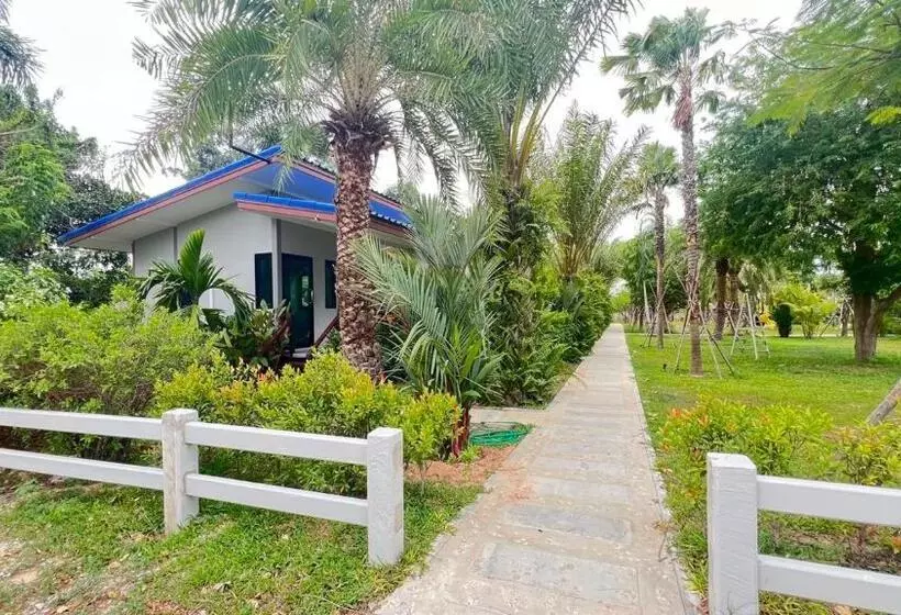 ホテル Bannrai Tayai Cafe And Resort