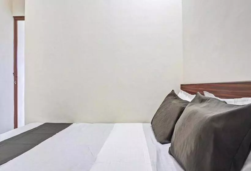 ホテル Oyo Nutan Lodging